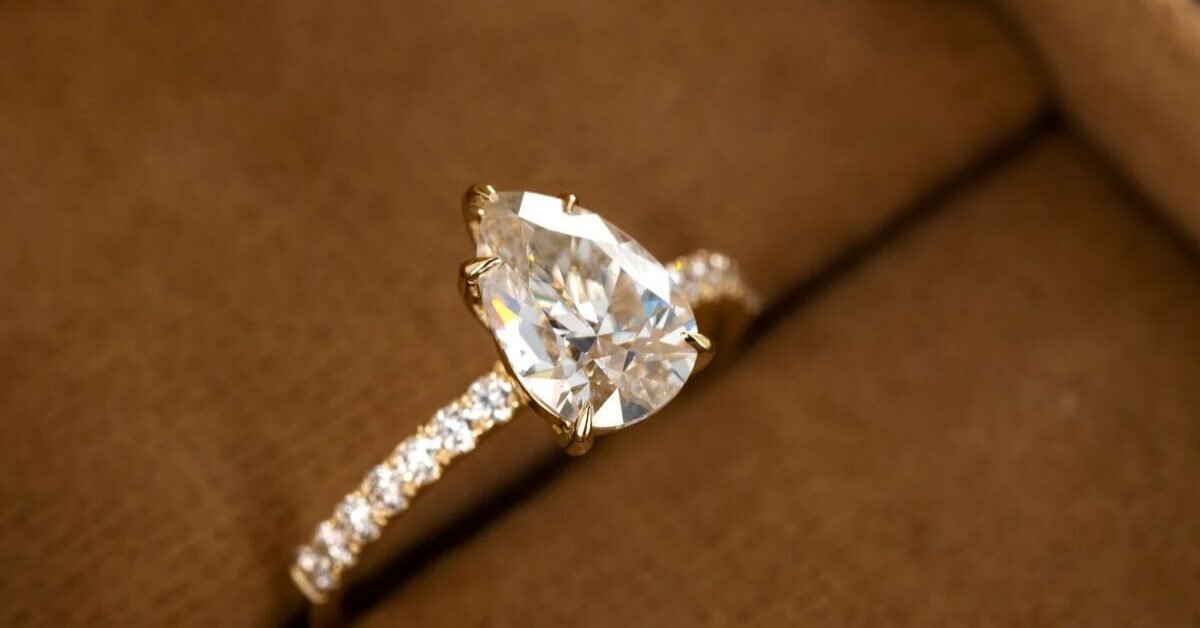 What Makes a 6 Carat Diamond Ring Special?